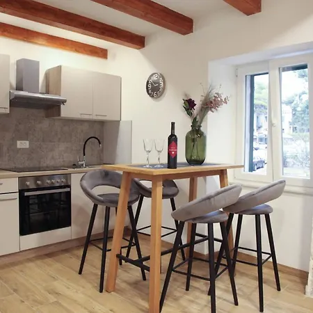 New Jakov & Niko Split