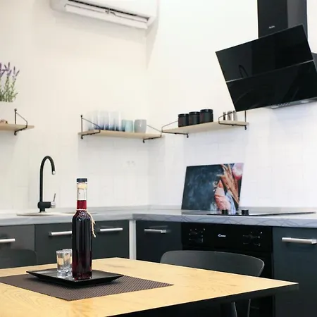 New Jakov & Niko Lägenhet Split