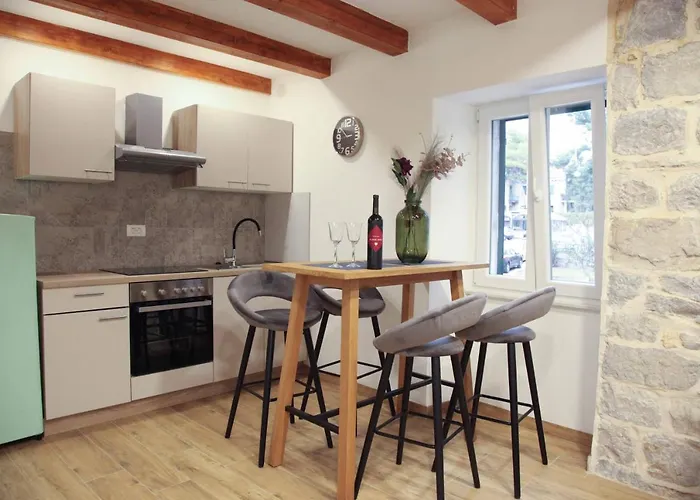 New Jakov & Niko Сплит