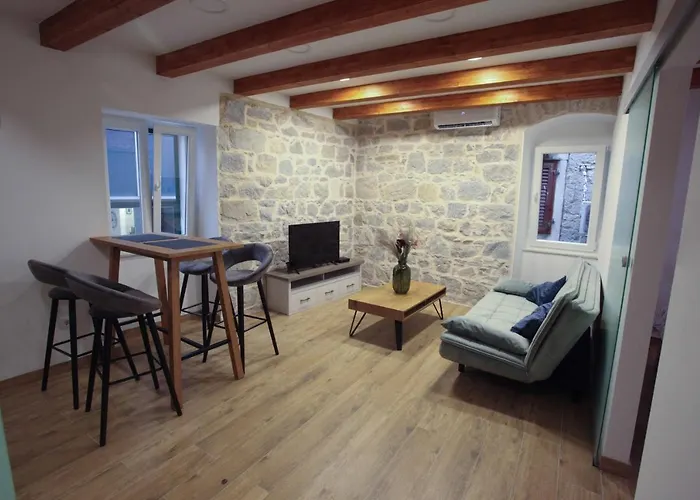 Apartamento New Jakov & Niko