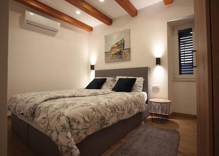 Apartament New Jakov & Niko *