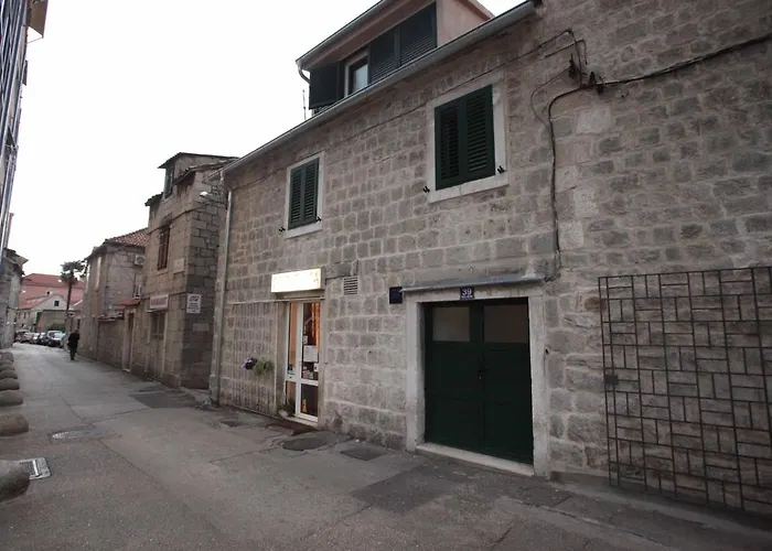 New Jakov & Niko Split